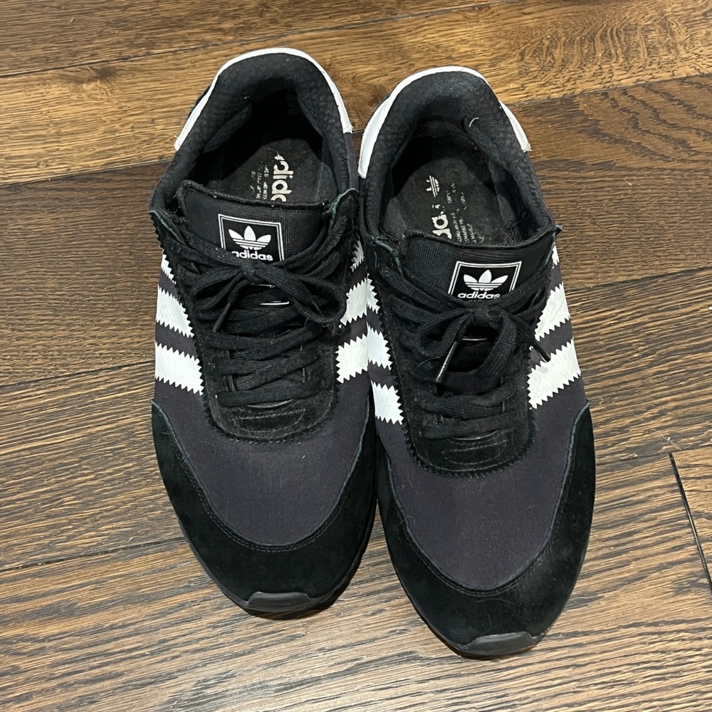 Men’s iniki sneaker US sz 10.5